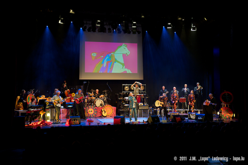2011-10-22-tribute-to-the-beatles-the-cube-121